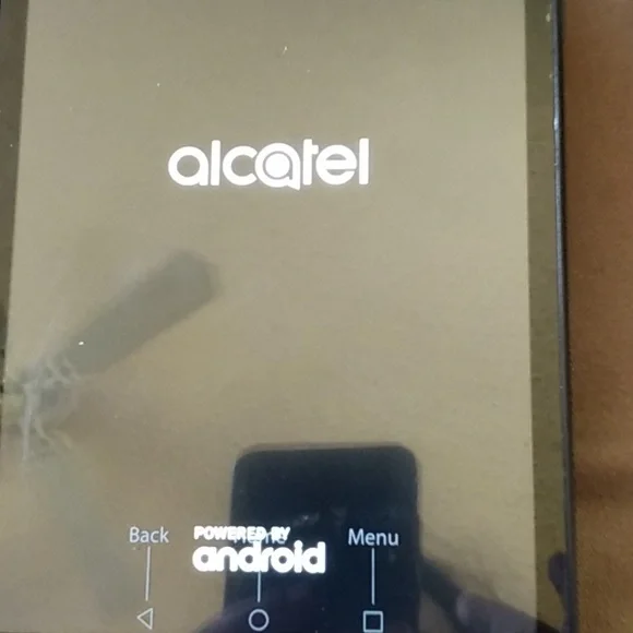 Alcatel 3t8 tablet